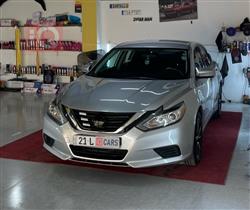 نيسان ألتيما